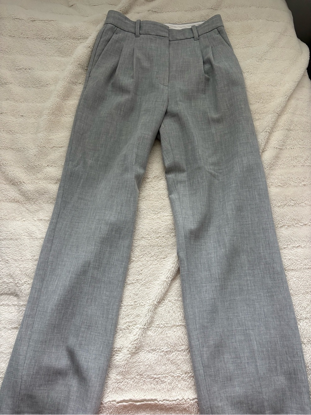 Aritzia Light Gray Effortless Pants